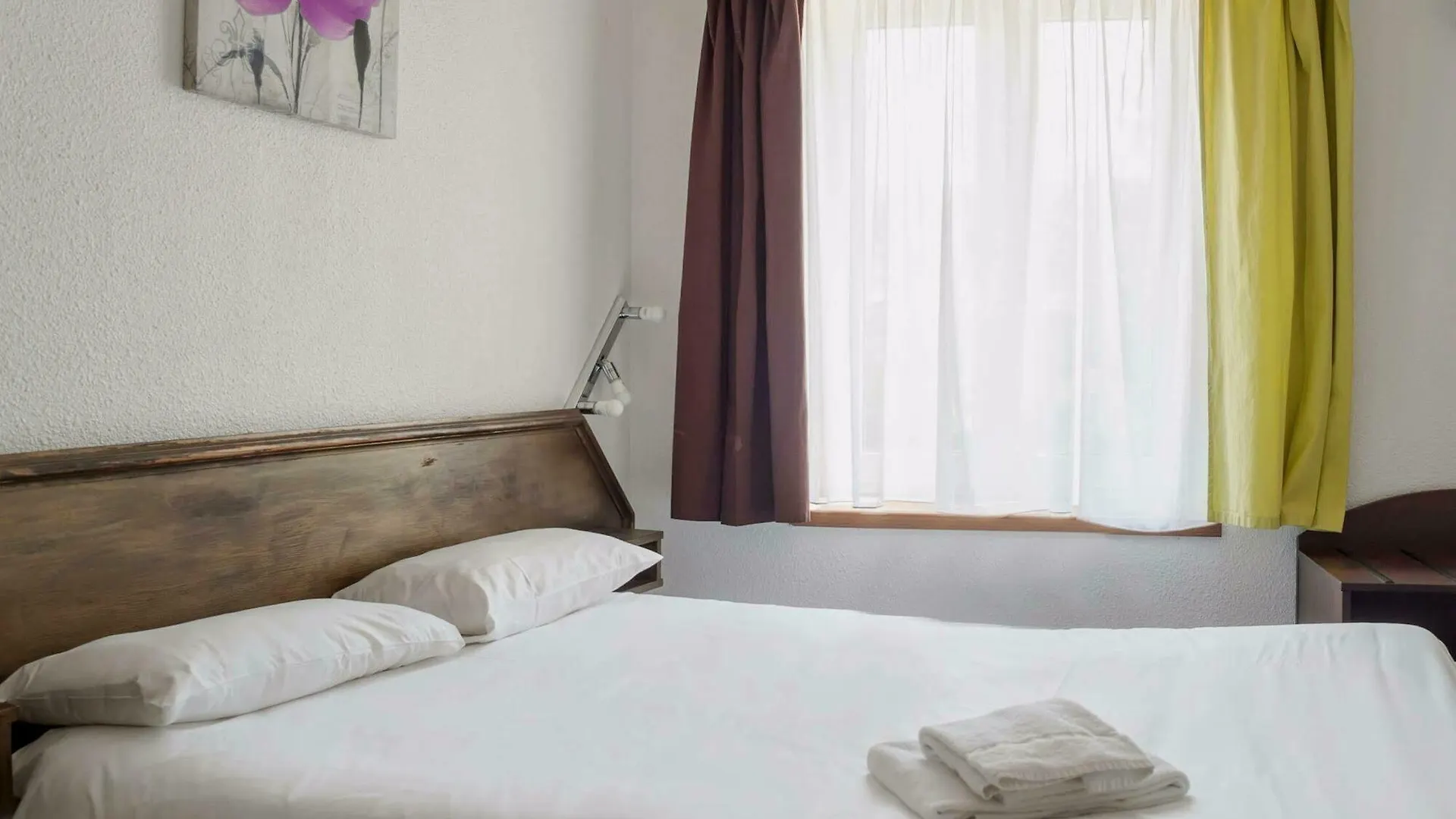 Hotel Le Collonges Fontaines-sur-Saone